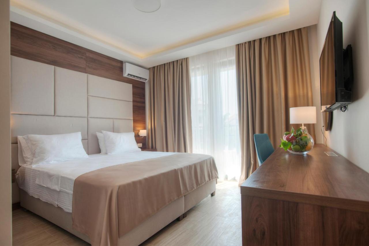 Hotel Twelve By Aycon Budva Ngoại thất bức ảnh