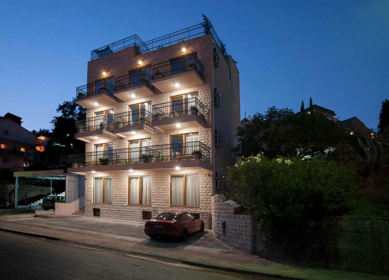 Hotel Twelve By Aycon Budva Ngoại thất bức ảnh