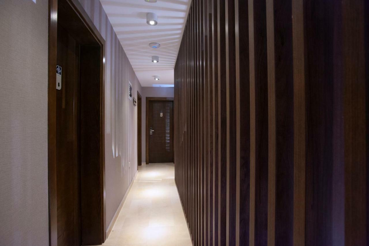 Hotel Twelve By Aycon Budva Ngoại thất bức ảnh