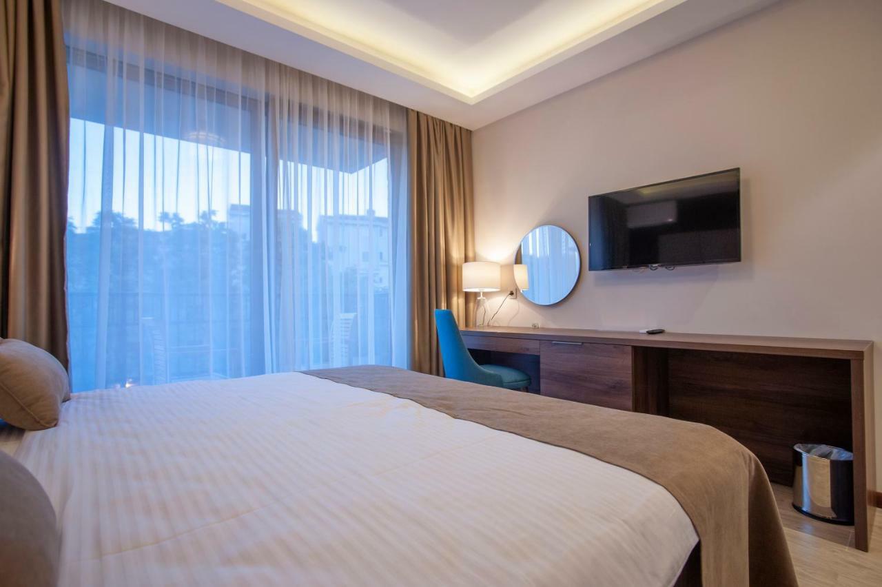 Hotel Twelve By Aycon Budva Ngoại thất bức ảnh